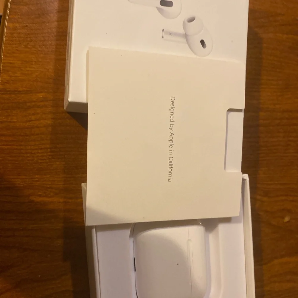 Wireless Earbuds with Charging Case - White